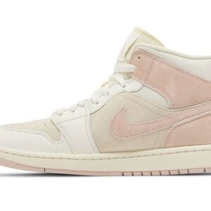 Nike Women's coconut milk and legend pink Sneakers